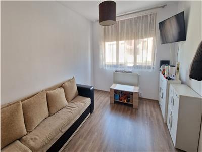 Apartament cu 2 camere decomandat de vanzare etaj 1in Selimbar
