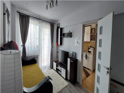 Apartament decomandat 2 camere si balcon  Calea Dumbravii