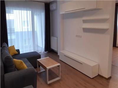 Apartament 3 camere si balcon de inchiriat in zona Piata Cluj