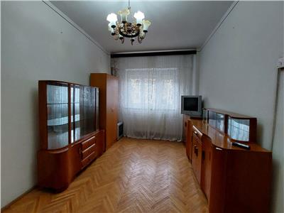 Apartament 3 camere etaj 3 Calea Dumbravii - Siretului